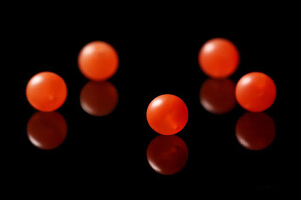 南紅瑪瑙顏色有那些？如何準確劃分南紅瑪瑙顏色？