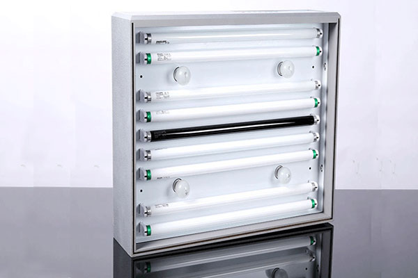 標準光源箱中TL83光源和TL84光源燈管型號有哪些？有什么區別？