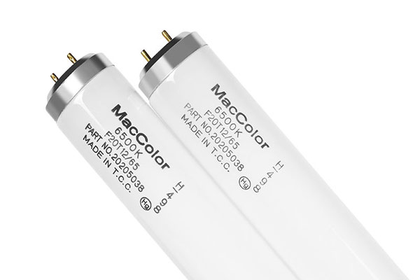 標準光源燈管數字