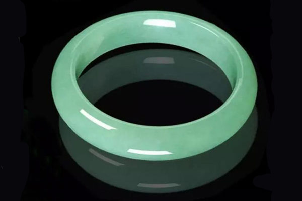 標準光源對色燈箱用于翡翠的顏色分類