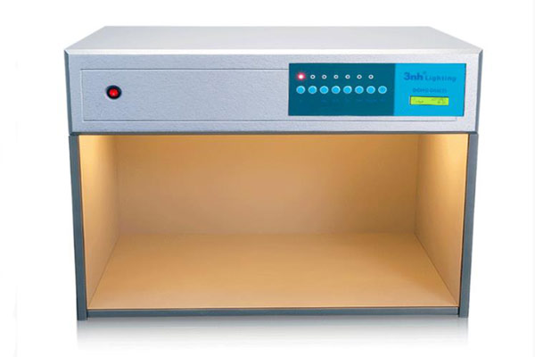 標準光源有哪些類型？標準光源箱中A光源有什么作用？